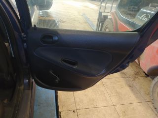 bontott PEUGEOT 206 Motorháztető Nyitó Kar / Gomb