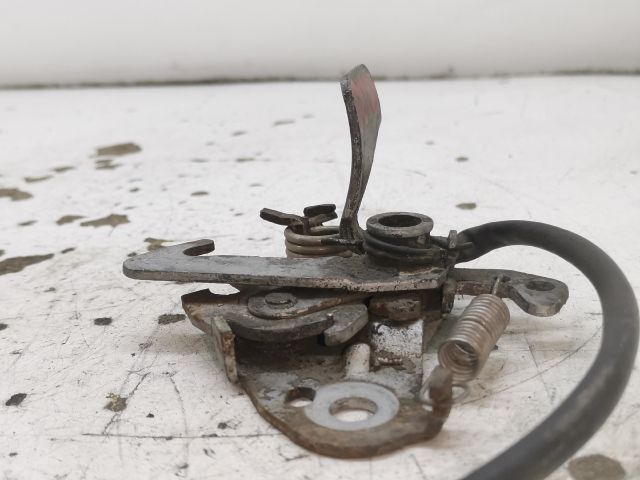 bontott PEUGEOT 206 Motorháztető Zárszerkezet