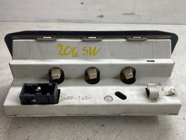 bontott PEUGEOT 206 Multifunkciós Kijelző