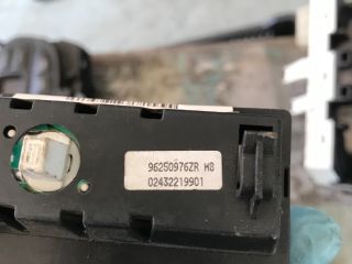 bontott PEUGEOT 206 Multifunkciós Kijelző