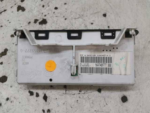 bontott PEUGEOT 206 Multifunkciós Kijelző