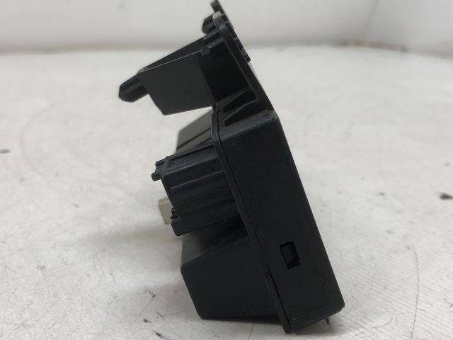 bontott PEUGEOT 206 Óra (Időmérő)