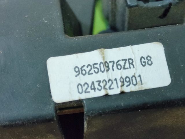 bontott PEUGEOT 206 Óra (Időmérő)