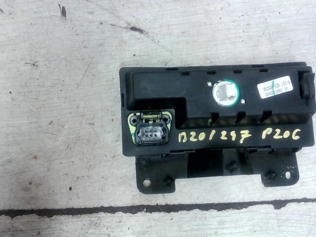 bontott PEUGEOT 206 Óra (Időmérő)