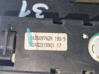 bontott PEUGEOT 206 Óra (Időmérő)