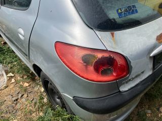 bontott PEUGEOT 206 Pótkerék Tartó