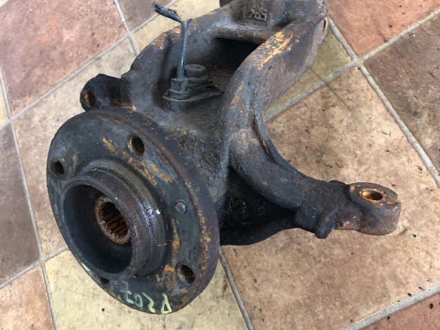 bontott PEUGEOT 207 Bal első Csonkállvány Kerékaggyal