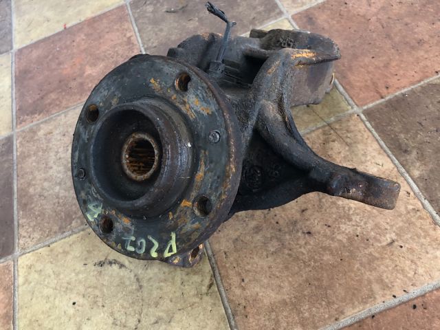 bontott PEUGEOT 207 Bal első Csonkállvány Kerékaggyal