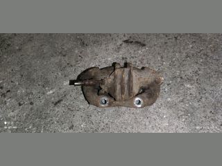 bontott PEUGEOT 207 Bal első Féknyereg Munkahengerrel