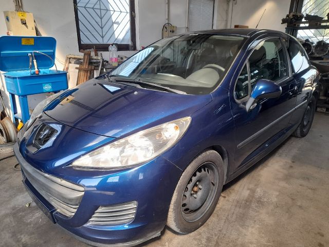 bontott PEUGEOT 207 Bal első Féknyereg Munkahengerrel