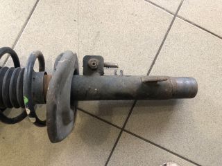 bontott PEUGEOT 207 Bal első Gólyaláb (Lengécsillapító, Rugó)