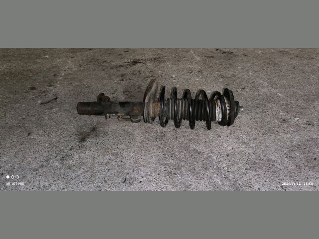 bontott PEUGEOT 207 Bal első Gólyaláb (Lengécsillapító, Rugó)