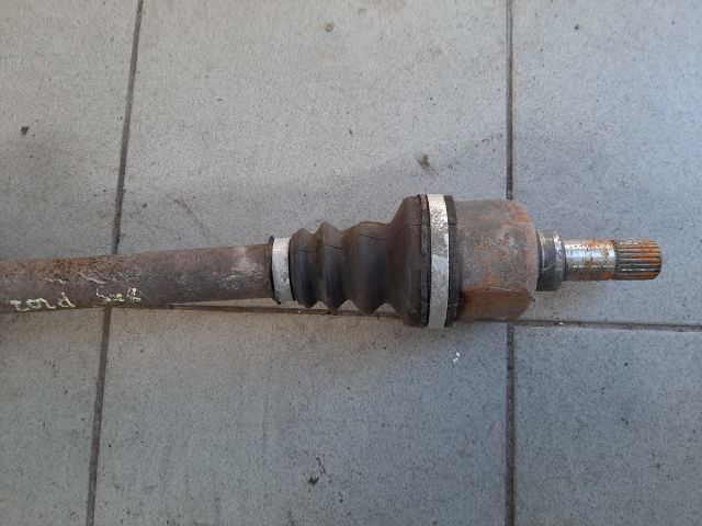 bontott PEUGEOT 207 Bal Féltengely