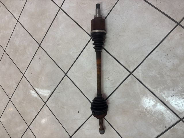 bontott PEUGEOT 207 Bal Féltengely