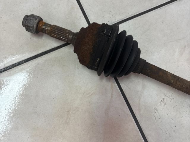 bontott PEUGEOT 207 Bal Féltengely