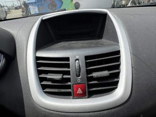 bontott PEUGEOT 207 Bal hátsó Rugó