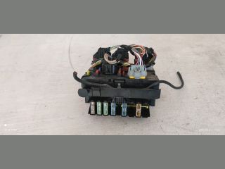 bontott PEUGEOT 207 Biztosítéktábla Motortér