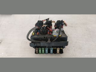 bontott PEUGEOT 207 Biztosítéktábla Motortér