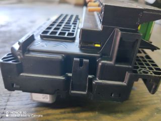 bontott PEUGEOT 207 Biztosítéktábla Motortér