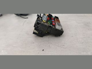 bontott PEUGEOT 207 Biztosítéktábla Motortér
