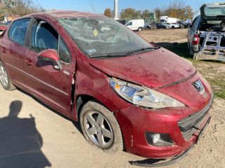 bontott PEUGEOT 207 Biztosítéktábla Motortér