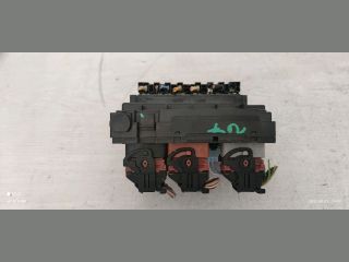 bontott PEUGEOT 207 Biztosítéktábla Motortér