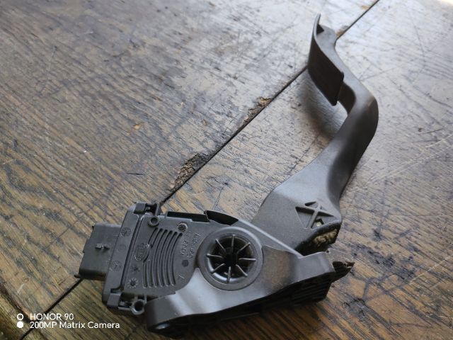 bontott PEUGEOT 207 Gázpedál (Elektromos)