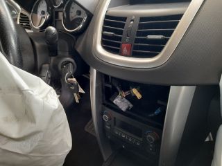 bontott PEUGEOT 207 Gázpedál (Elektromos)