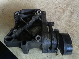 bontott PEUGEOT 207 Generátor Tartó Bak