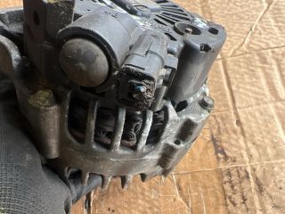 bontott PEUGEOT 207 Generátor