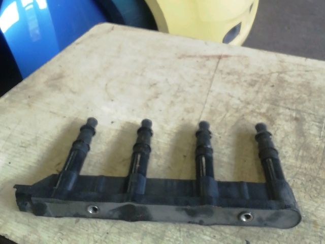 bontott PEUGEOT 207 Gyújtótrafó Szett