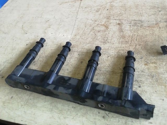 bontott PEUGEOT 207 Gyújtótrafó Szett