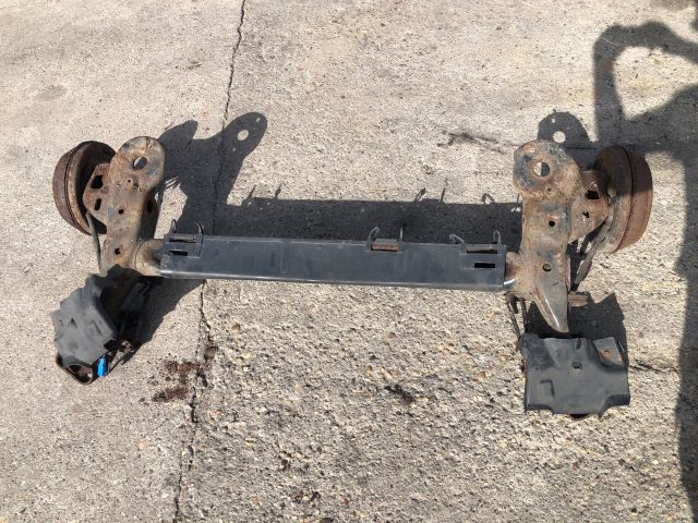 bontott PEUGEOT 207 Hátsó Híd (Dobfékes)