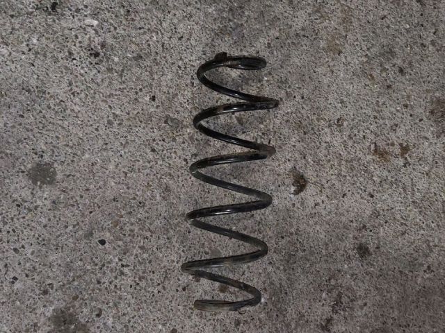 bontott PEUGEOT 207 Hátsó Rugó