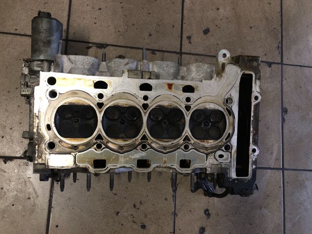 bontott PEUGEOT 207 Hengerfej