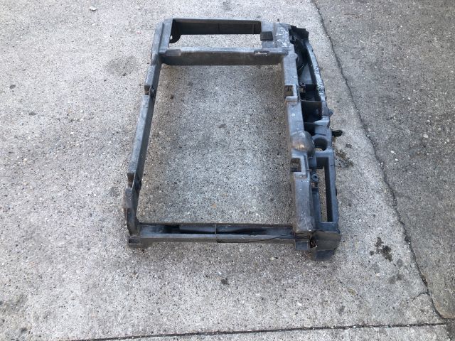 bontott PEUGEOT 207 Homlokfal (Üres lemez)