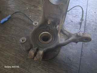 bontott PEUGEOT 207 Jobb első Csonkállvány Kerékaggyal