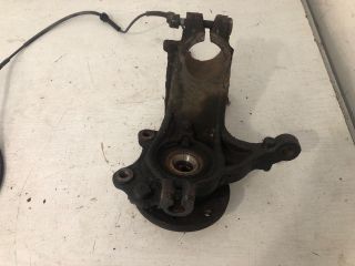 bontott PEUGEOT 207 Jobb első Csonkállvány Kerékaggyal