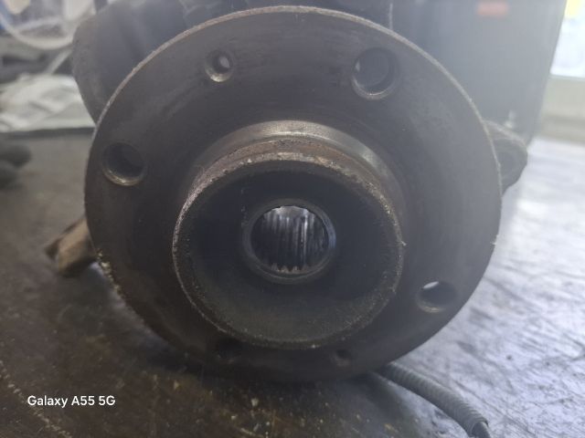 bontott PEUGEOT 207 Jobb első Csonkállvány Kerékaggyal