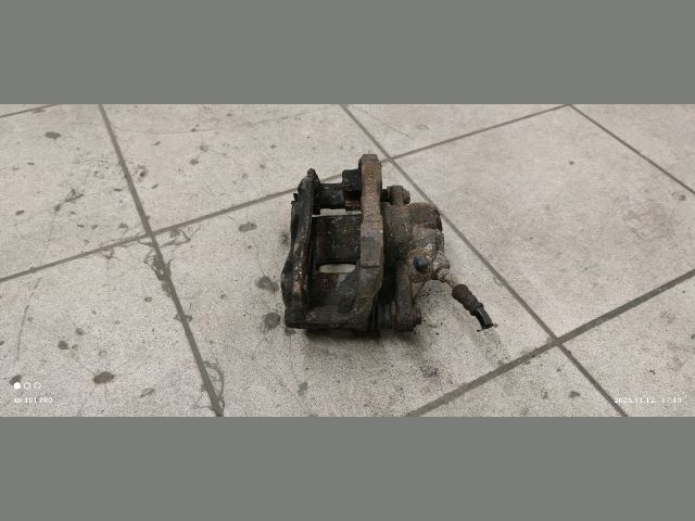 bontott PEUGEOT 207 Jobb első Féknyereg Munkahengerrel