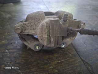 bontott PEUGEOT 207 Jobb első Féknyereg Munkahengerrel