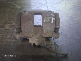 bontott PEUGEOT 207 Jobb első Féknyereg Munkahengerrel