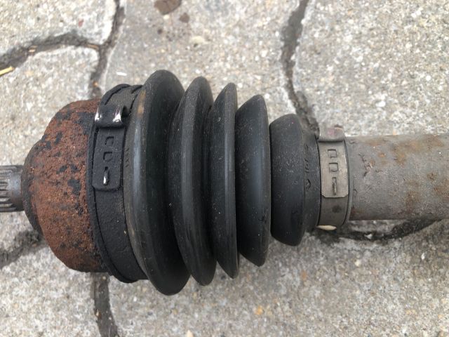 bontott PEUGEOT 207 Jobb Féltengely