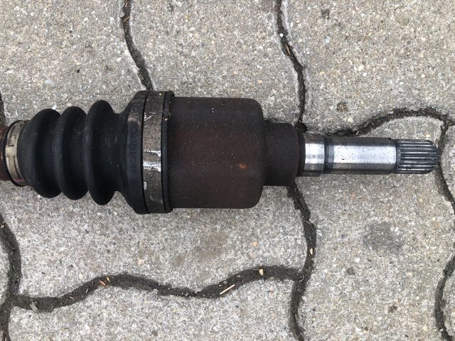 bontott PEUGEOT 207 Jobb Féltengely