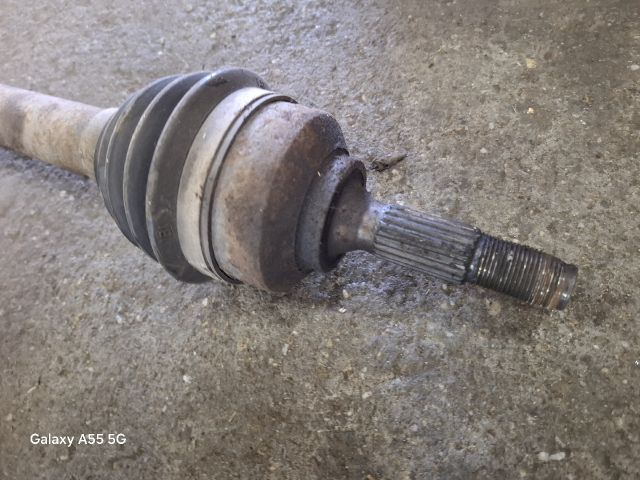 bontott PEUGEOT 207 Jobb Féltengely