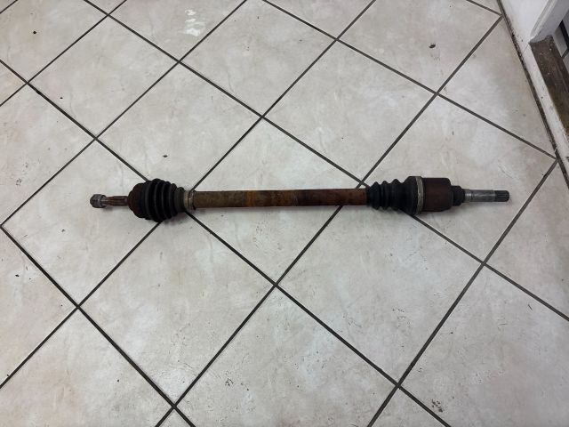 bontott PEUGEOT 207 Jobb Féltengely