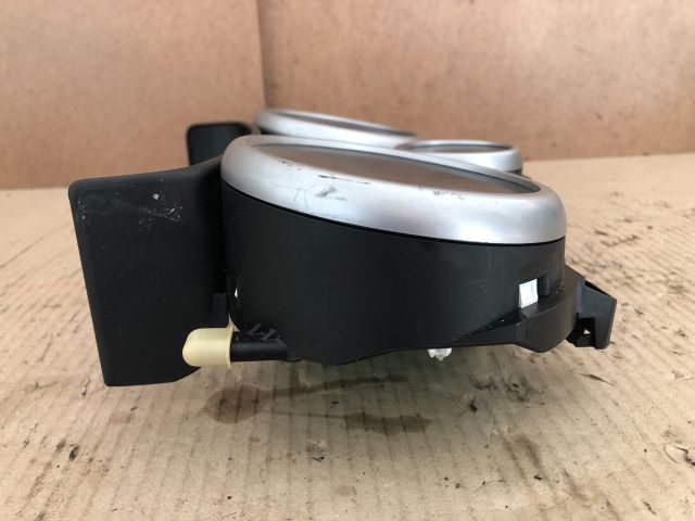 bontott PEUGEOT 207 Kilométeróra