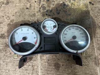 bontott PEUGEOT 207 Kilométeróra