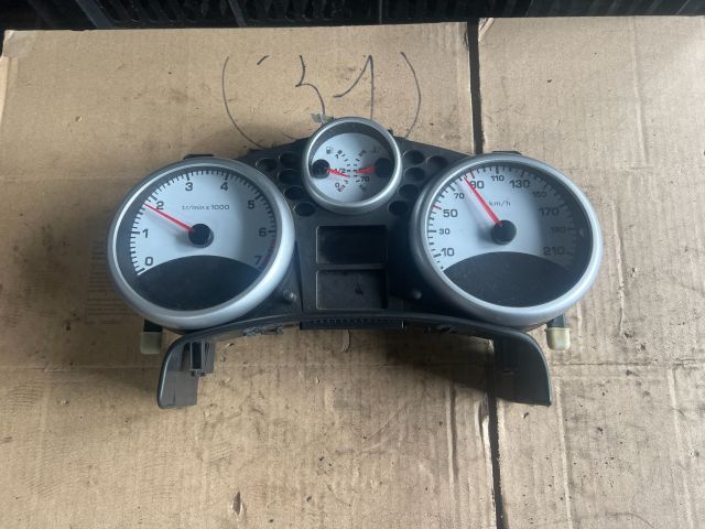 bontott PEUGEOT 207 Kilométeróra