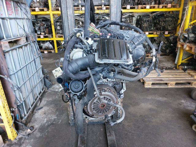 bontott PEUGEOT 207 Komplett Motor (Segédberendezésekkel)